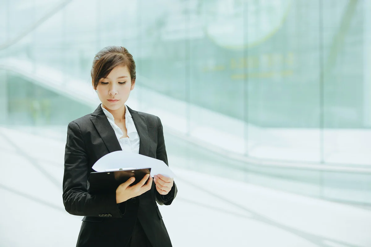 Why is it so difficult for me to get a job in the industry after graduation?