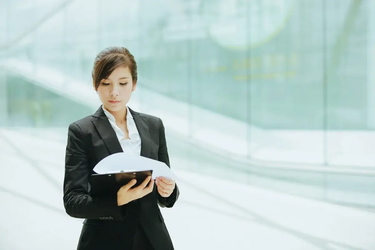 Why is it so difficult for me to get a job in the industry after graduation?